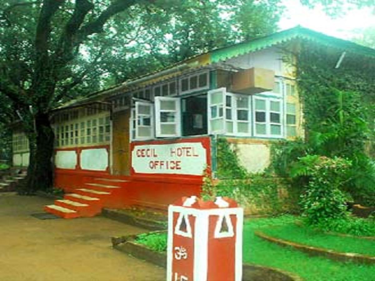 Cecil Hotel Matheran Eksteriør bilde