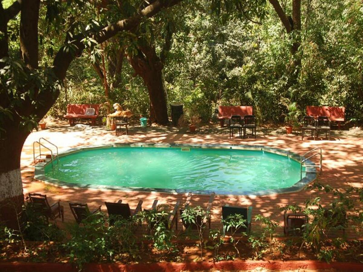Cecil Hotel Matheran Eksteriør bilde