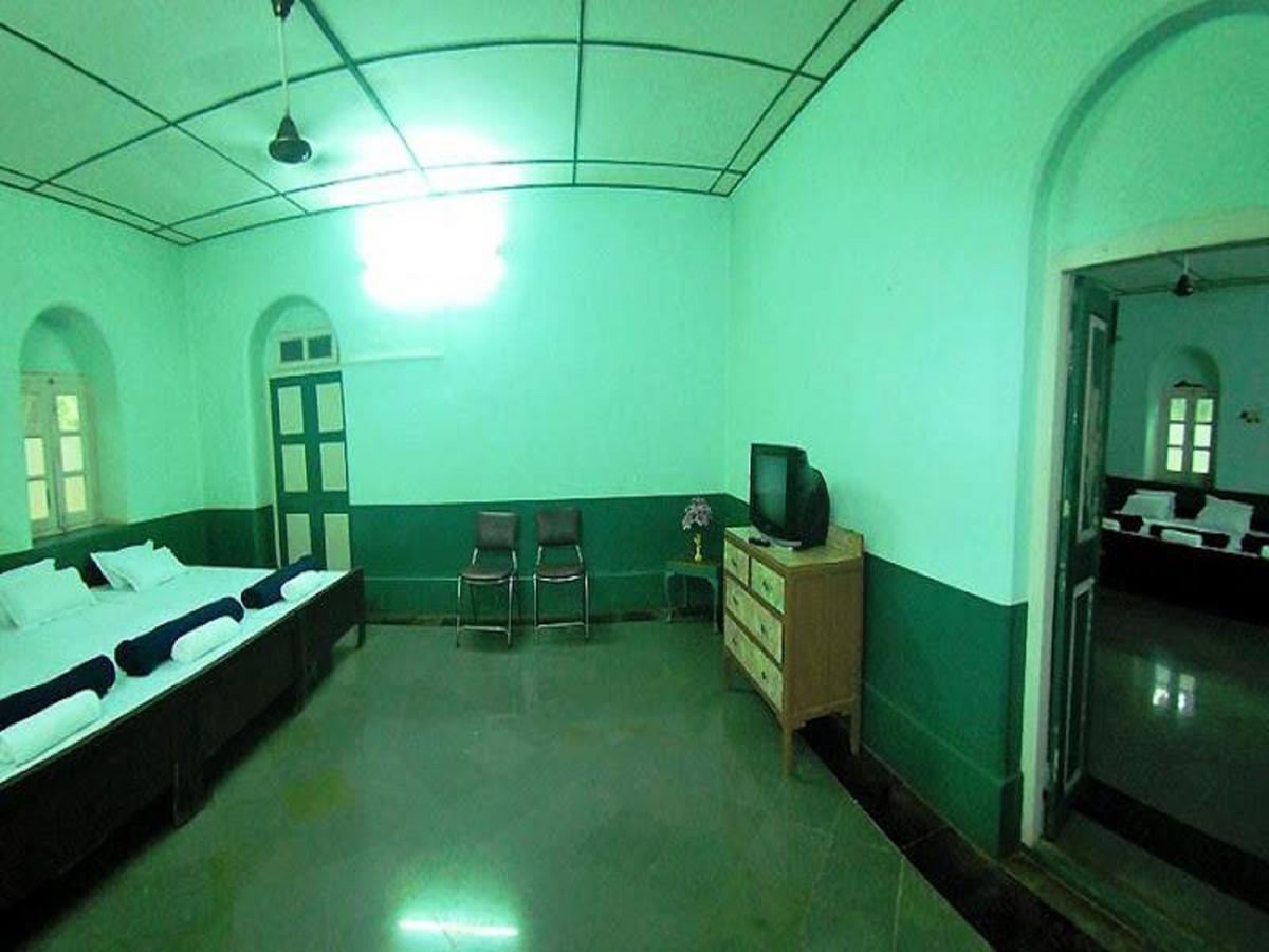 Cecil Hotel Matheran Eksteriør bilde